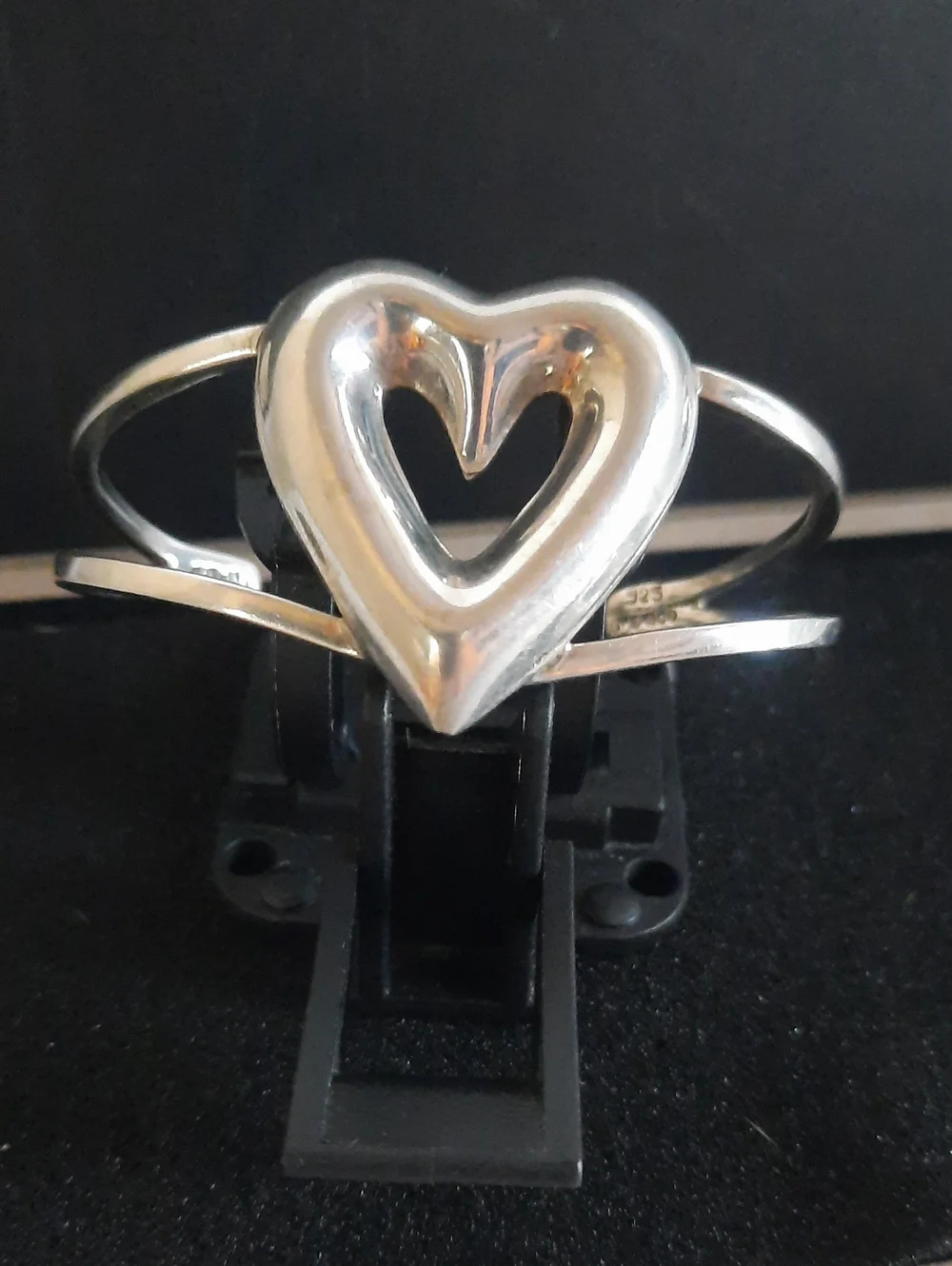 Vintage Taxco Mexican Sterling Silver .925 Heart Cuff Bracelet Signed TN-05